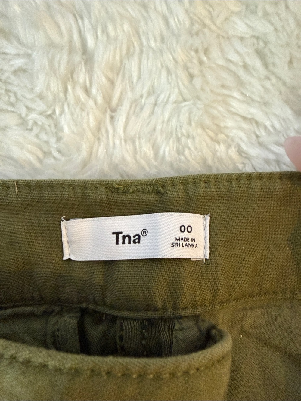 TNA supply cargo pants olive green